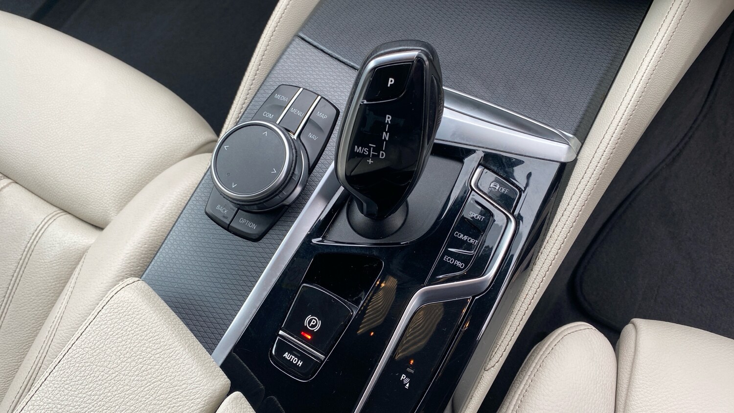 Used BMW 5 Series 2022 for sale - 76257564: Photo 10