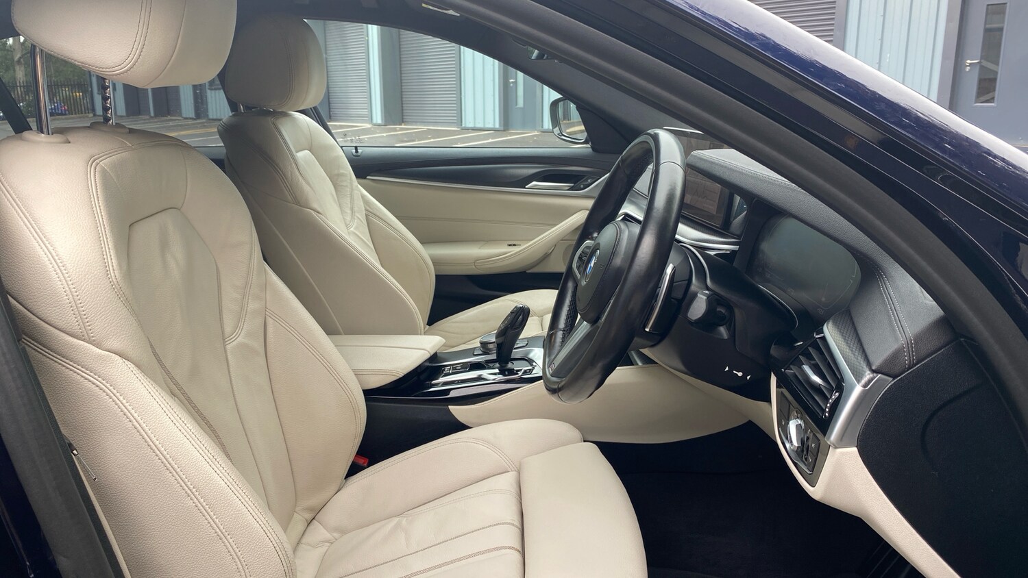 Used BMW 5 Series 2022 for sale - 76257564: Photo 11