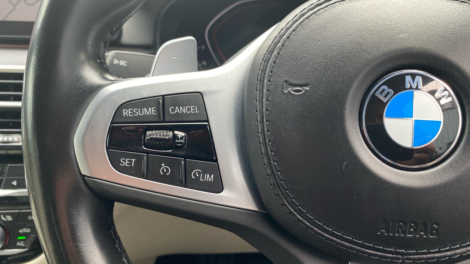 Used BMW 5 Series 2022 for sale - 76257564: Photo 17