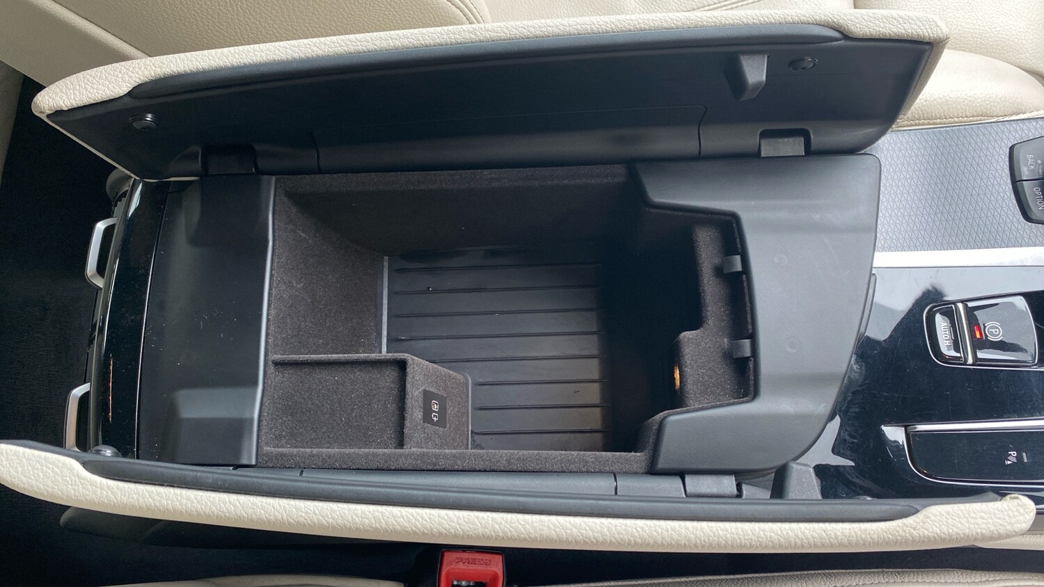 Used BMW 5 Series 2022 for sale - 76257564: Photo 51