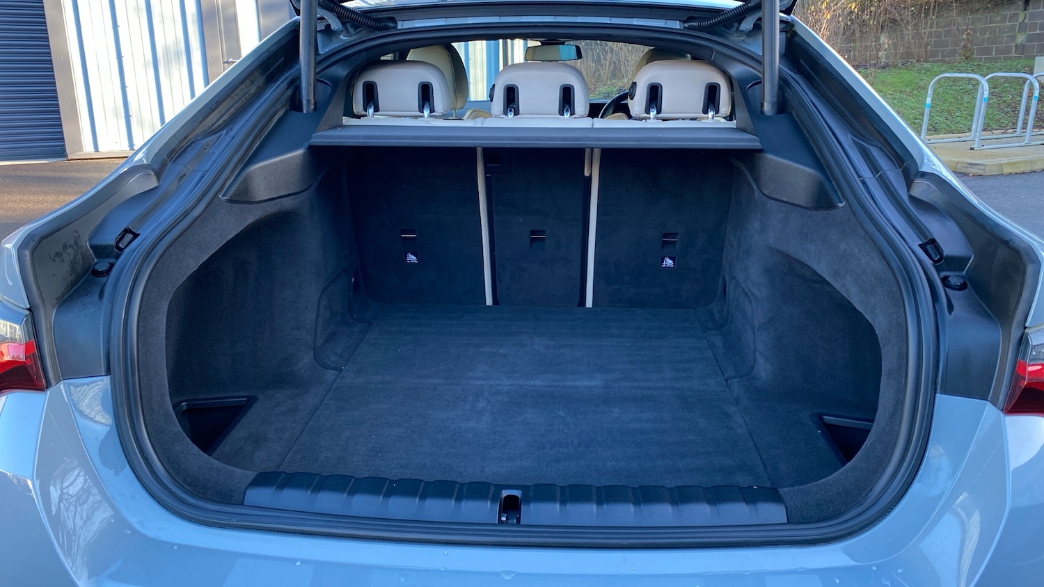 Used BMW i4 2023 for sale - 77365138: Photo 13