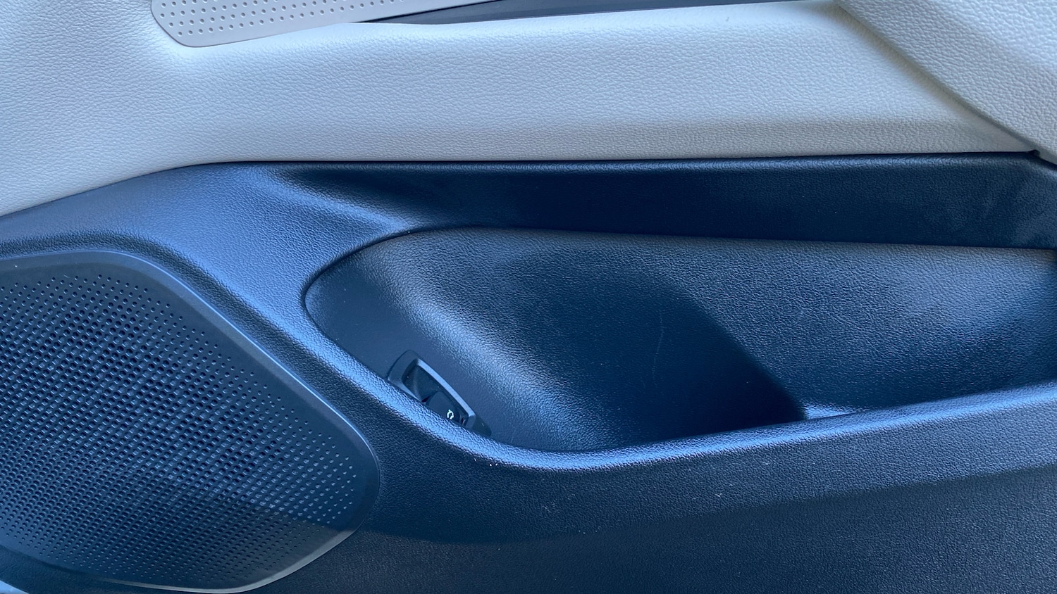 Used BMW i4 2023 for sale - 77365138: Photo 48