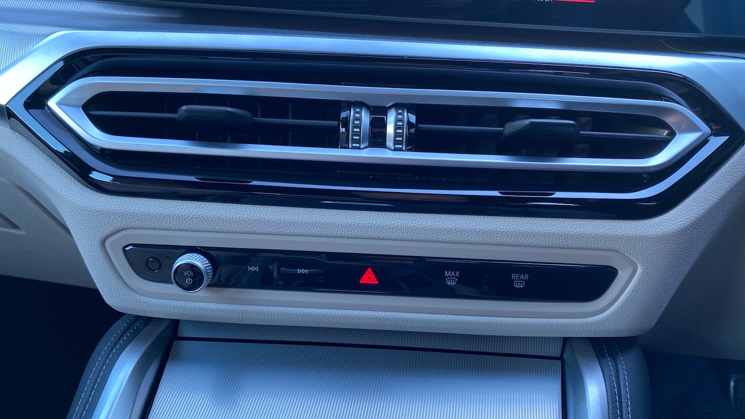 Used BMW i4 2023 for sale - 77365138: Photo 53