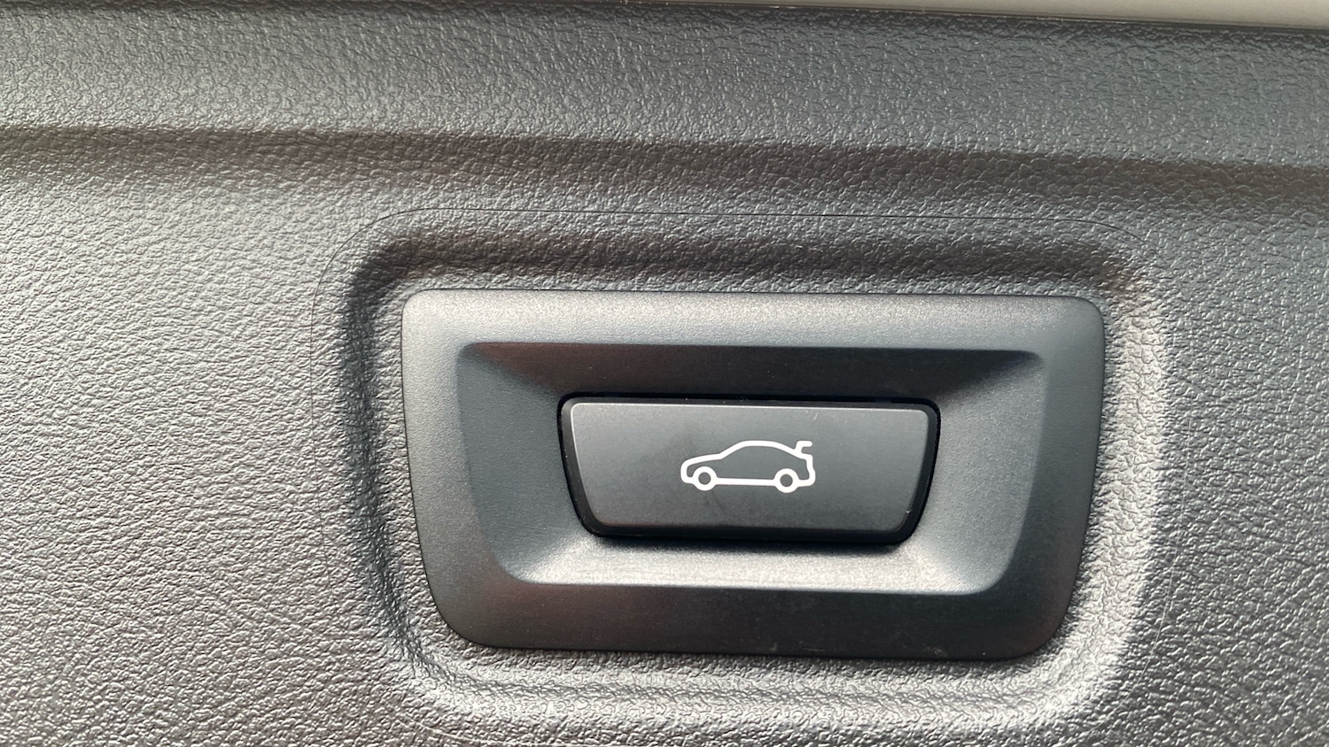 Used BMW 3 Series 2023 for sale - 76782534: Photo 32