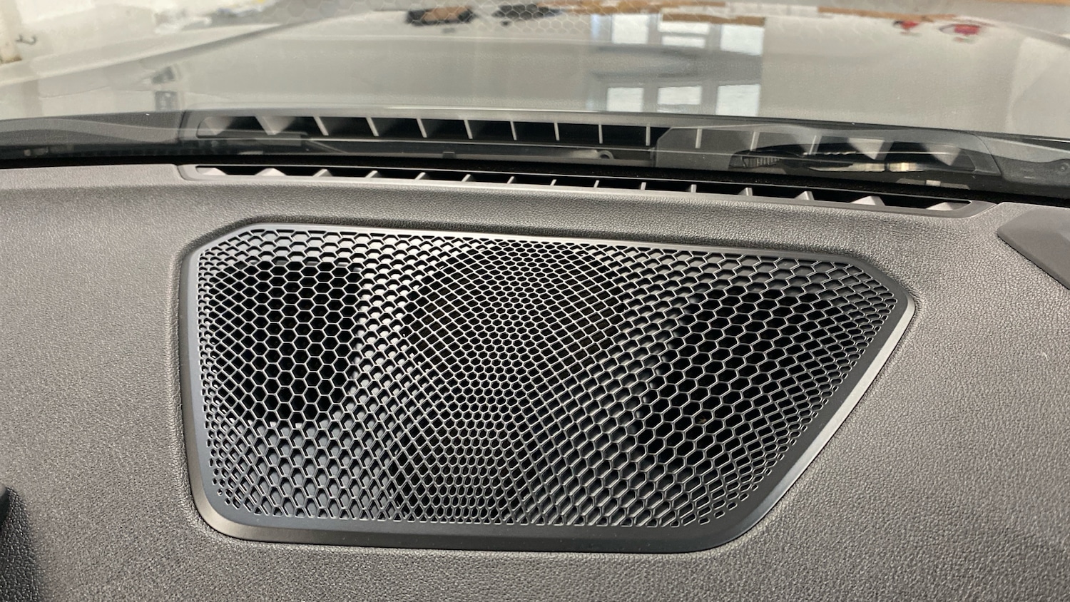 Used BMW 3 Series 2024 for sale - 76974170: Photo 54