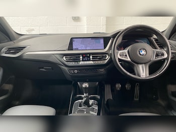 Used BMW 1 Series 2022 for sale - 79173232: Photo