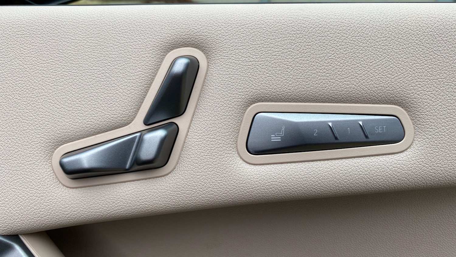 Used BMW iX 2025 for sale - 77340249: Photo 51