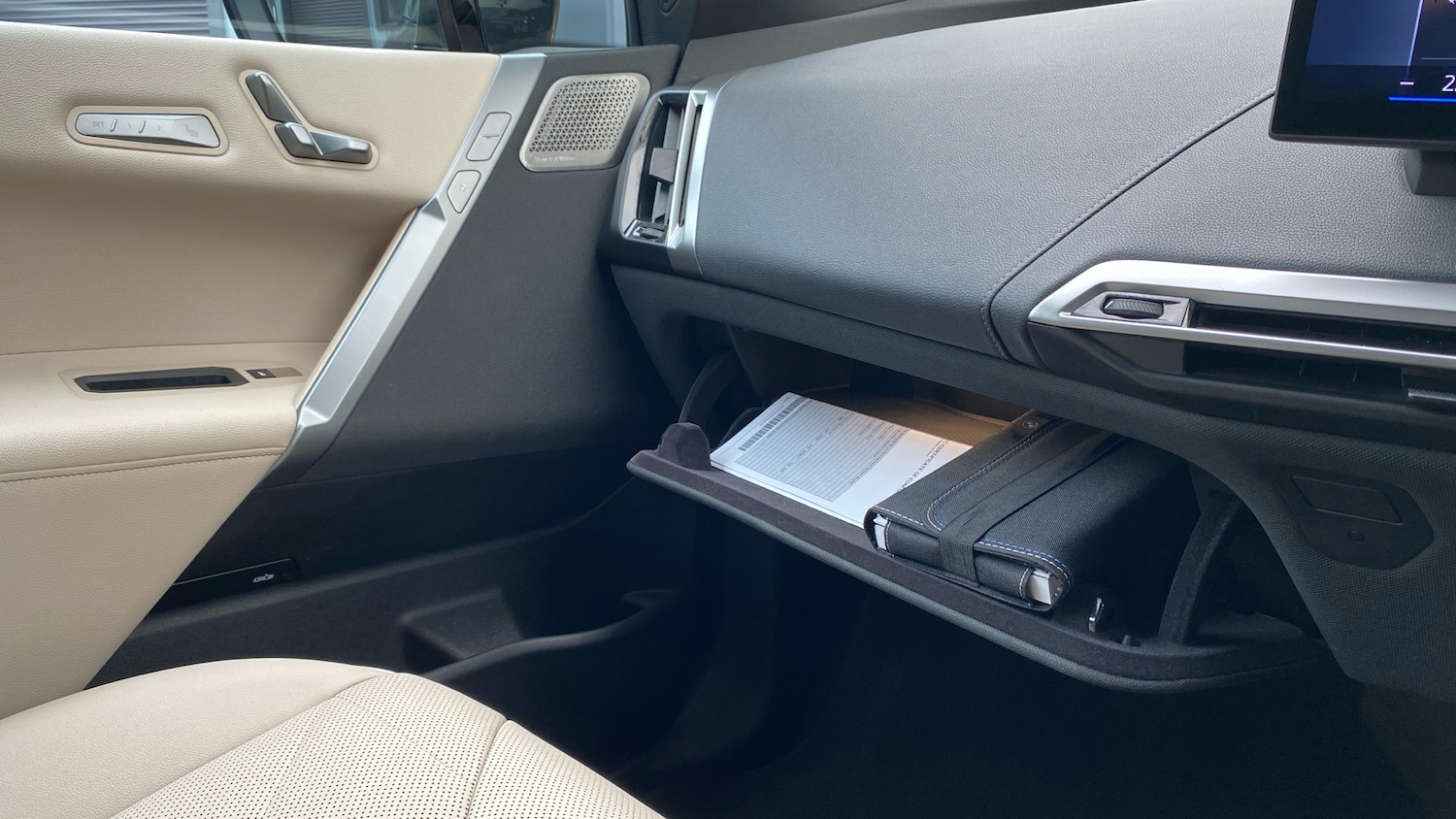 Used BMW iX 2025 for sale - 77340249: Photo 52