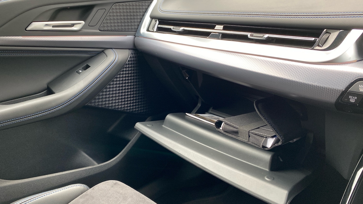 Used BMW 2 Series 2024 for sale - 76684758: Photo 50