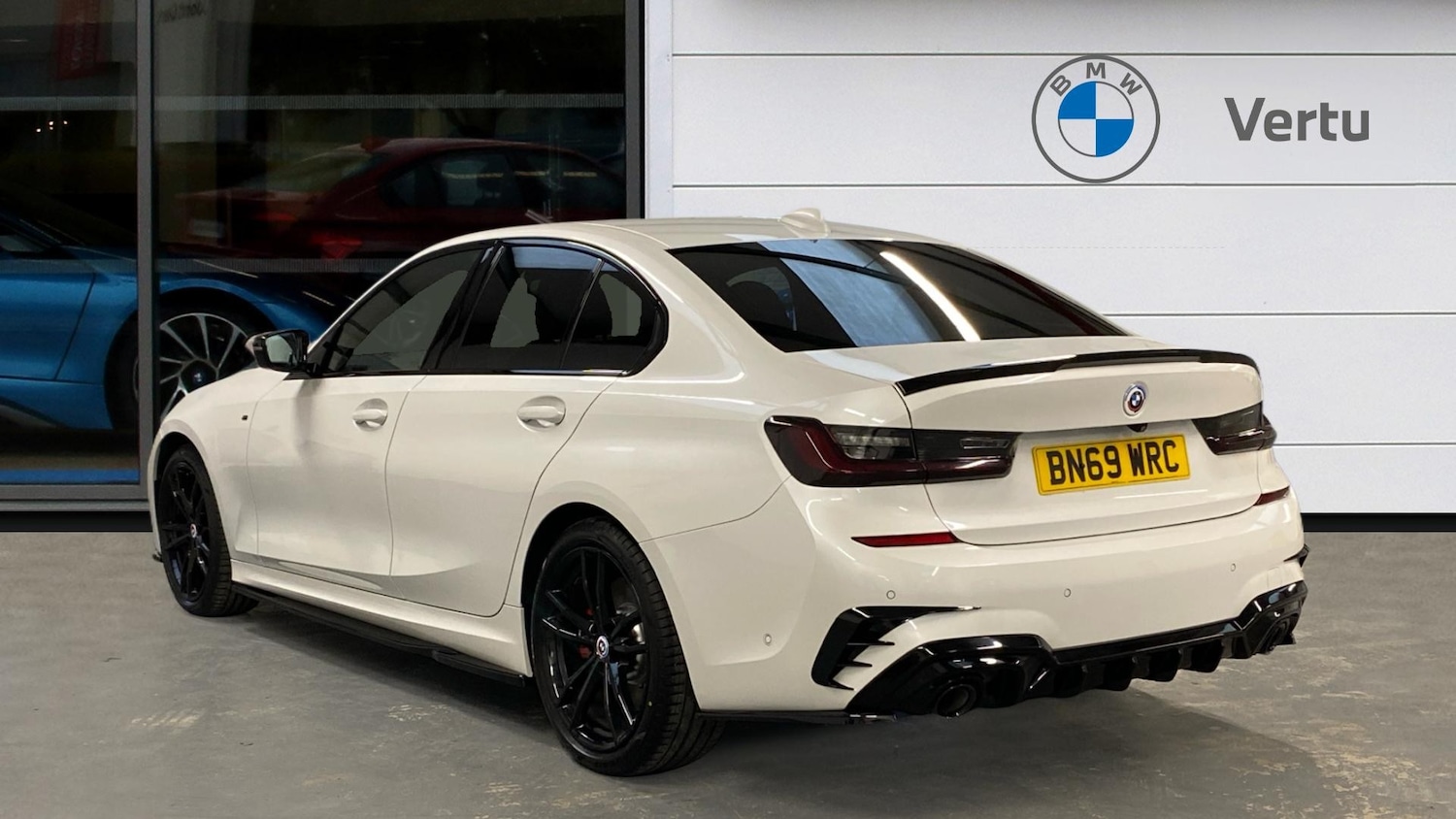 Used BMW 3 Series 2019 for sale - 77034243: Photo 2