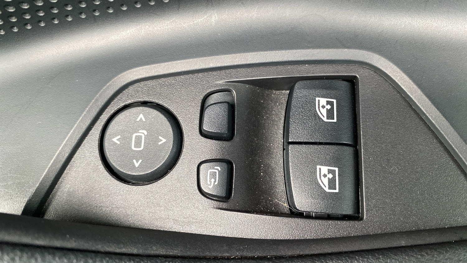 Used BMW 2 Series 2025 for sale - 77807025: Photo 43