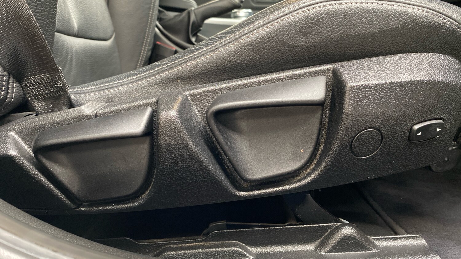 Used BMW 3 Series 2018 for sale - 77902863: Photo 51