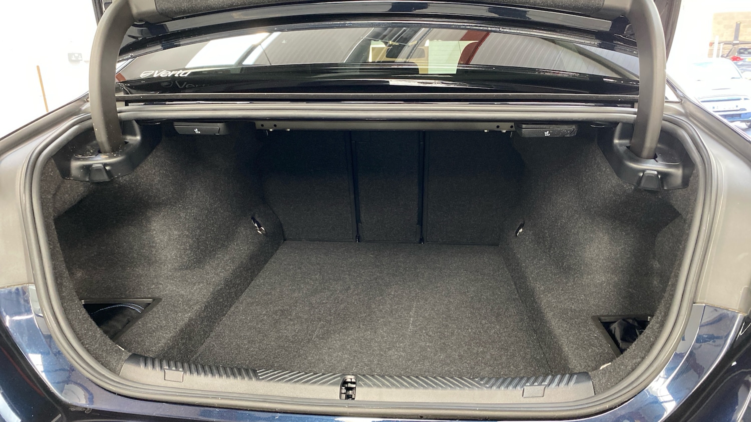 Used BMW 5 Series 2025 for sale - 77438145: Photo 13