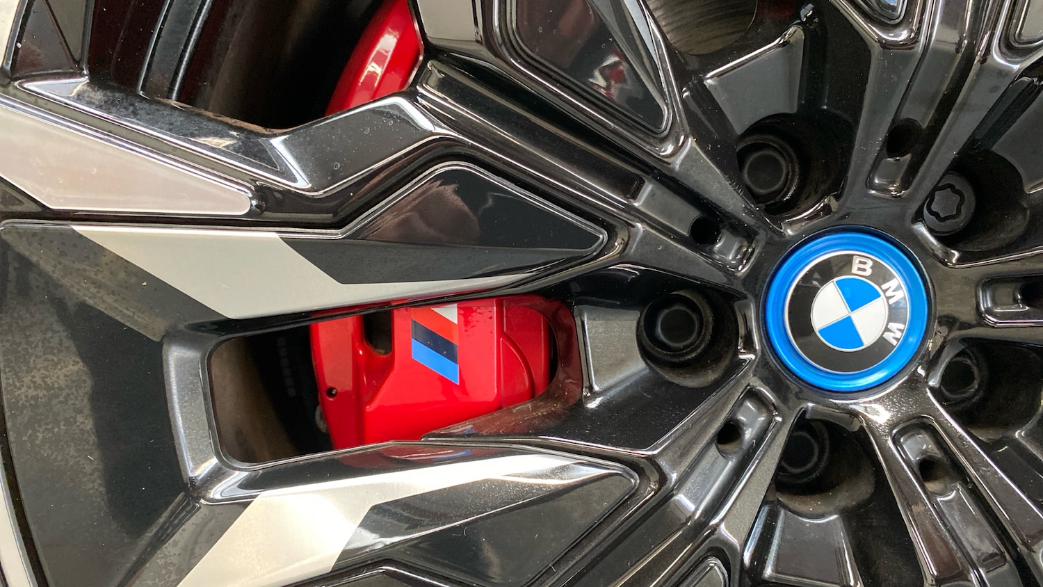 Used BMW 5 Series 2025 for sale - 77438145: Photo 86