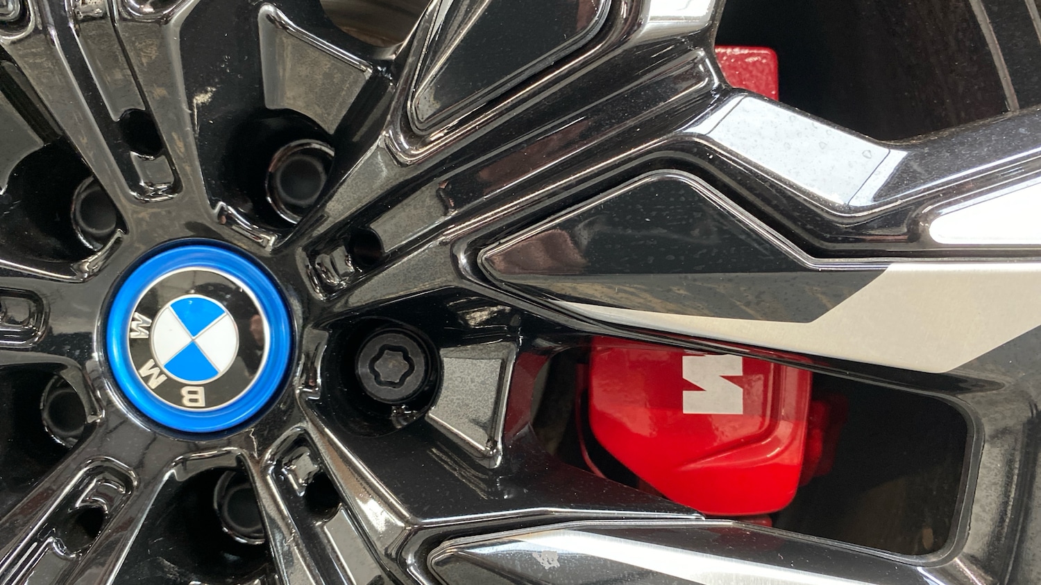 Used BMW 5 Series 2025 for sale - 77438145: Photo 87