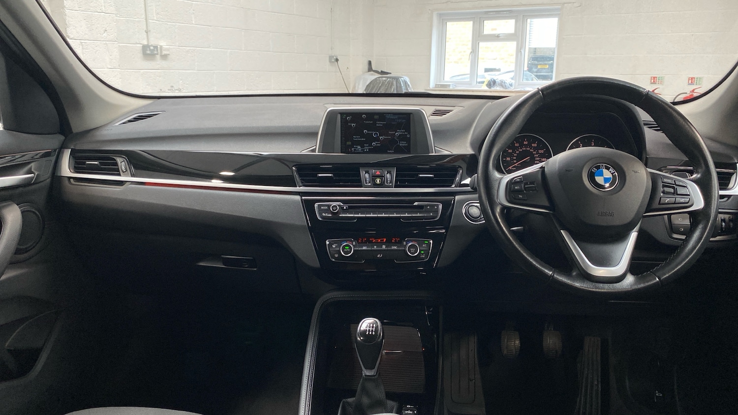 Used BMW X1 2016 for sale - 76170630: Photo 4