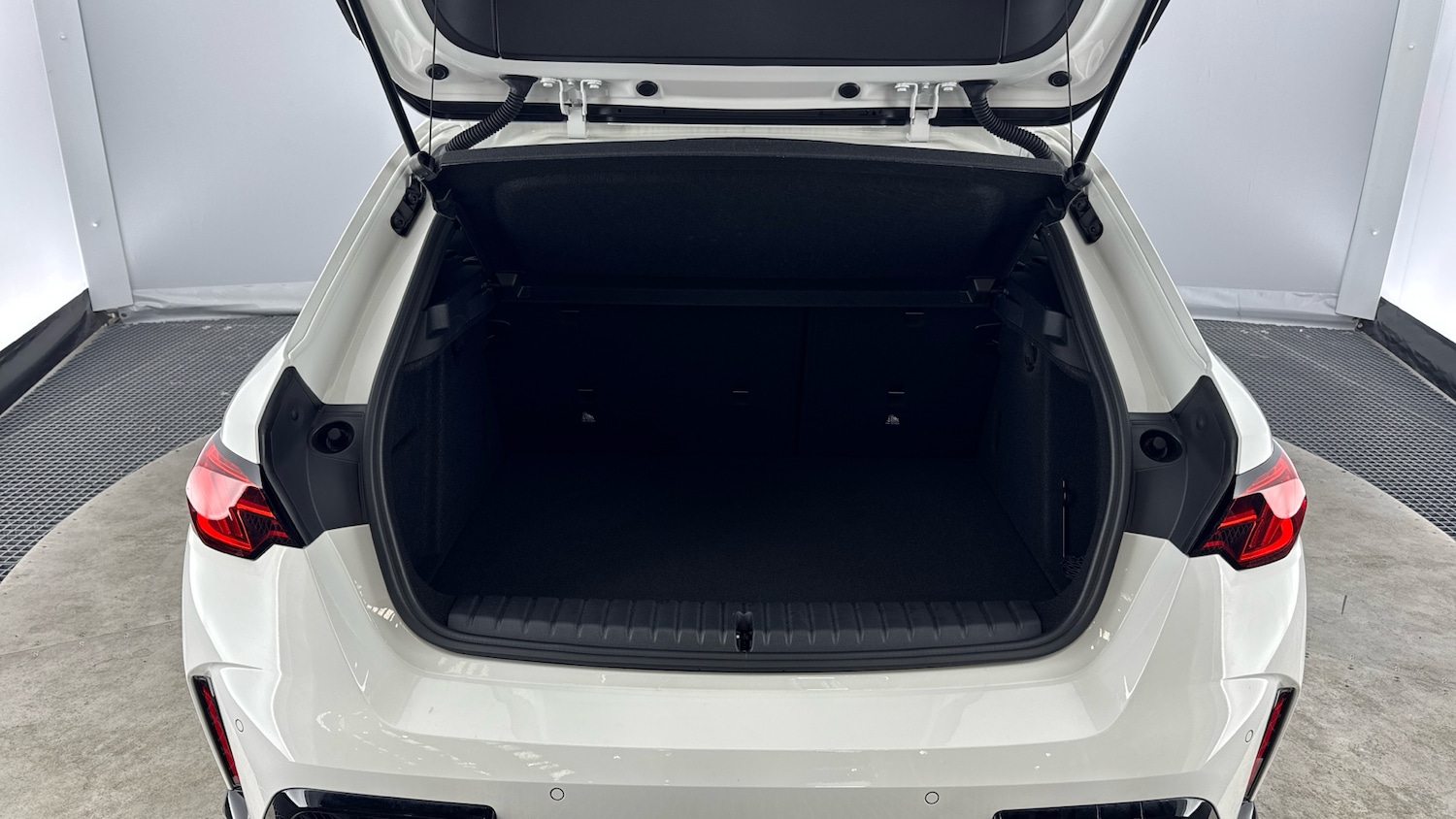 Used BMW 1 Series 2025 for sale - 76493781: Photo 13