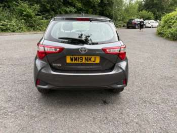Used Toyota Yaris 2019 for sale - 74799207: Photo