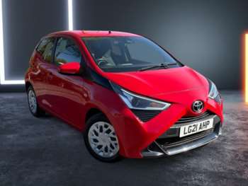 2021 (21) - 1.0 VVT-i X-Play TSS 5dr x-shift
