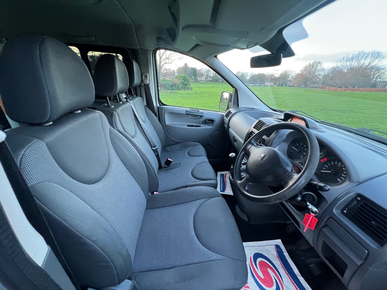 Used Peugeot Expert Tepee 2011 for sale - 76311090: Photo 17