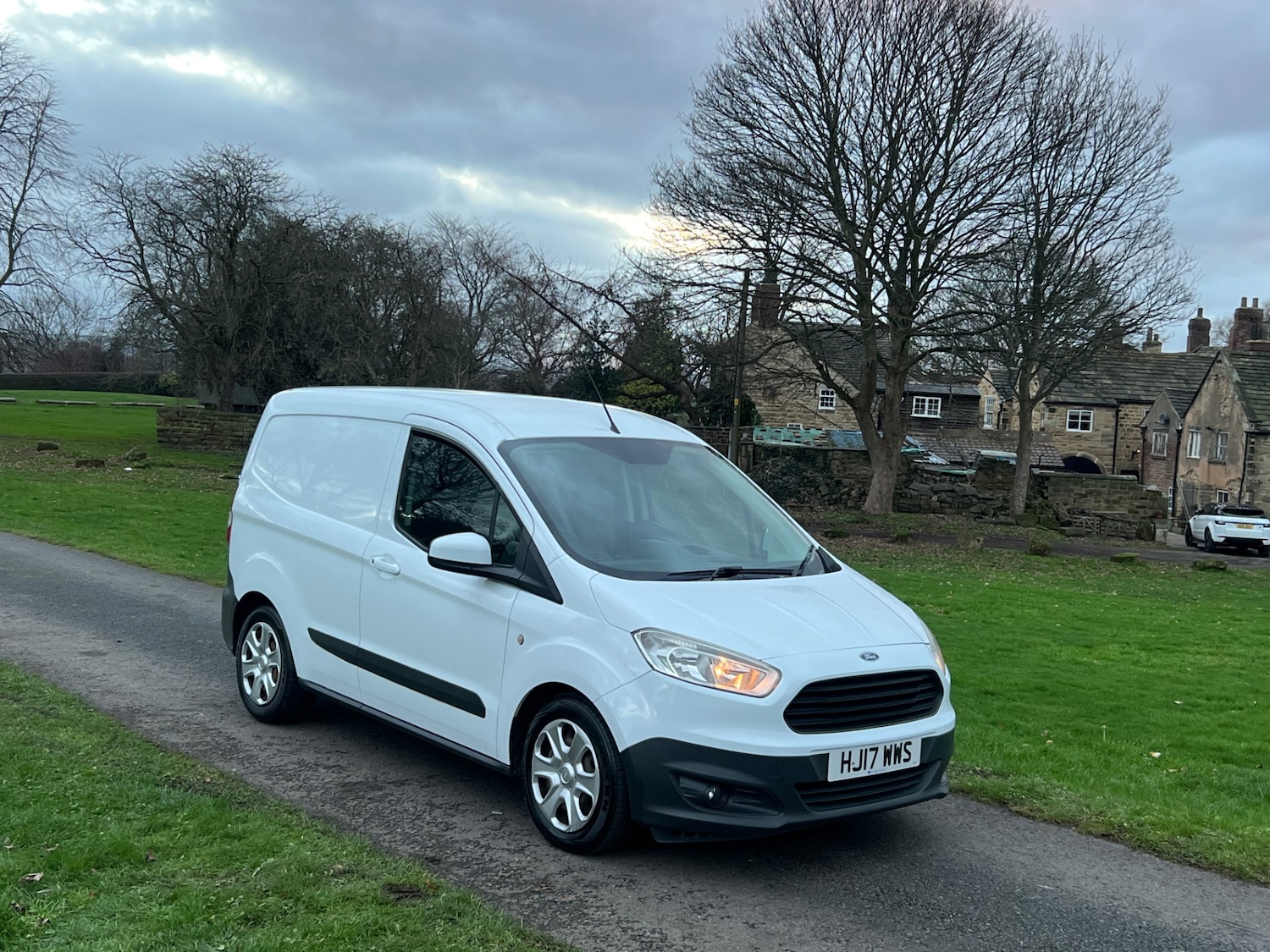 Used Ford Transit Courier 2017 for sale - 76893226: Photo 11