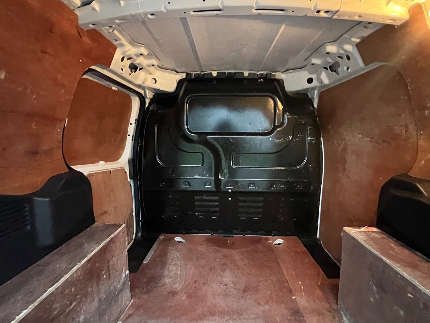 Used Ford Transit Courier 2017 for sale - 76893226: Photo 14