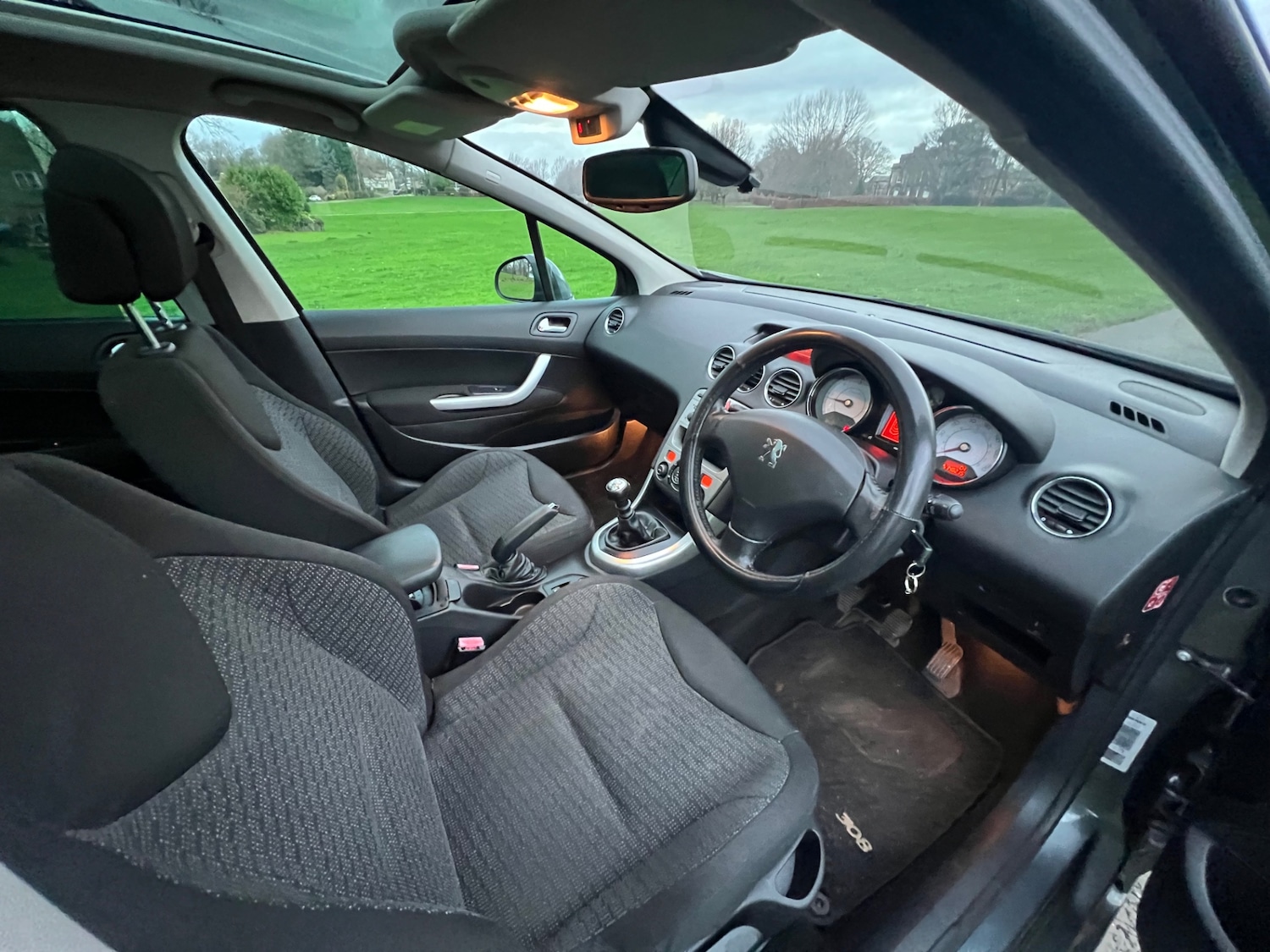 Used Peugeot 308 2009 for sale - 76906398: Photo 13