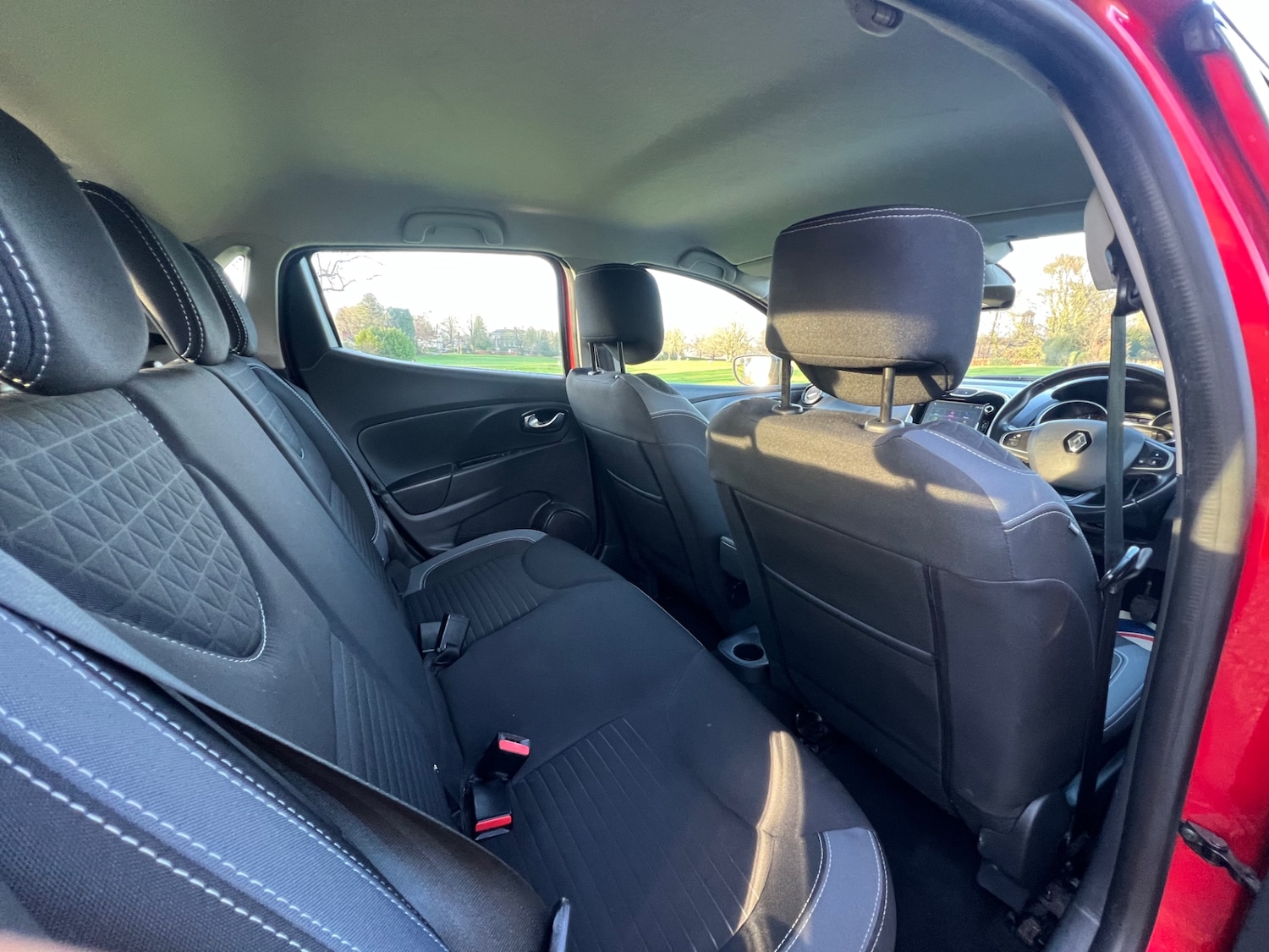 Used Renault Clio 2016 for sale - 76958861: Photo 11