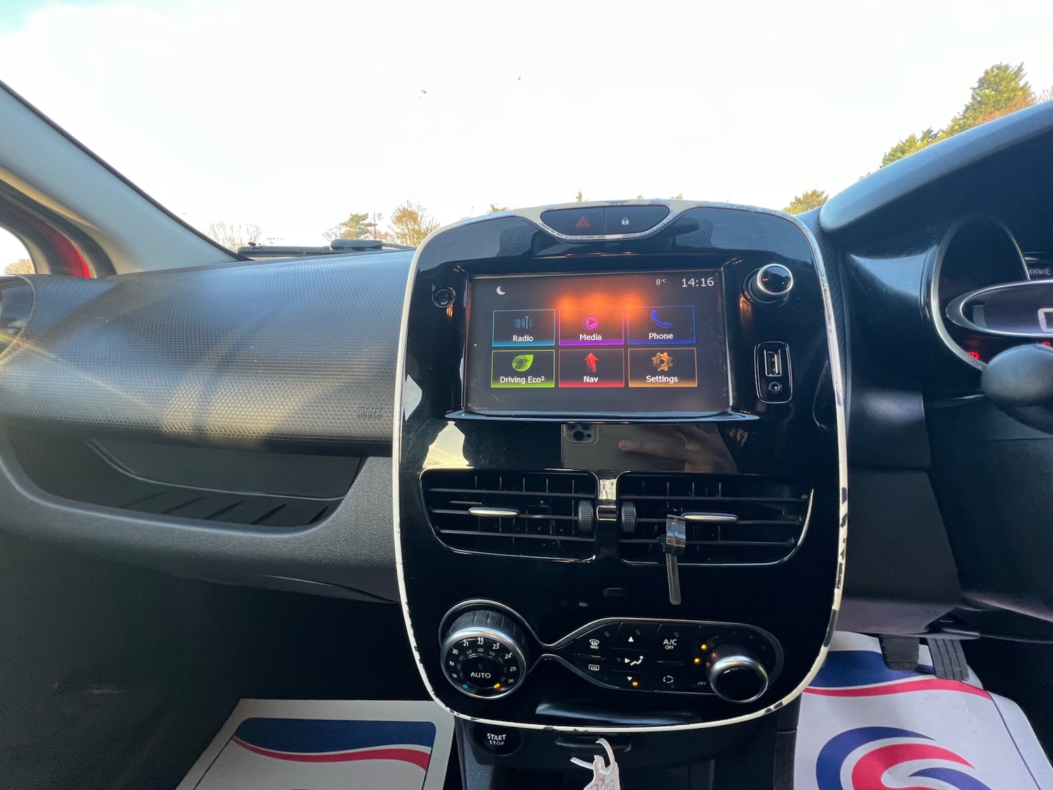 Used Renault Clio 2016 for sale - 76958861: Photo 18