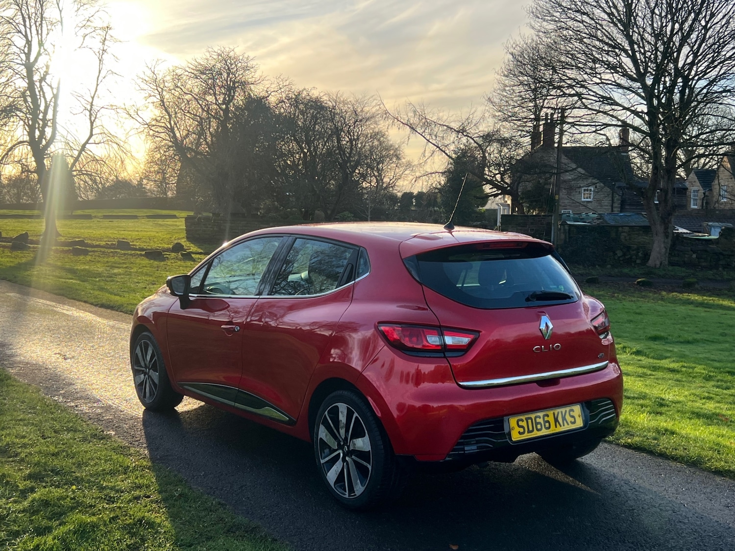 Used Renault Clio 2016 for sale - 76958861: Photo 5