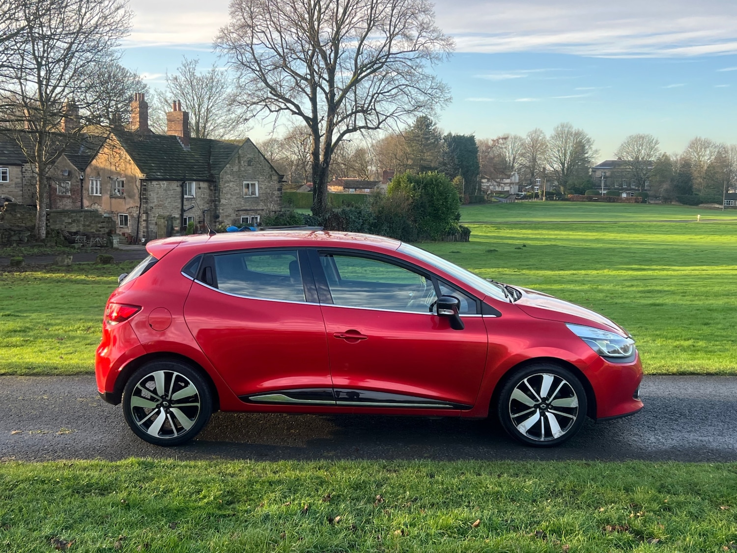 Used Renault Clio 2016 for sale - 76958861: Photo 7