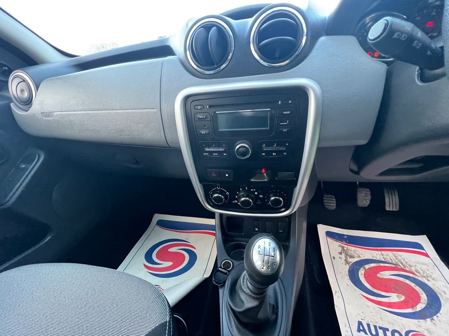 Used Dacia Duster 2015 for sale - 76893208: Photo 15