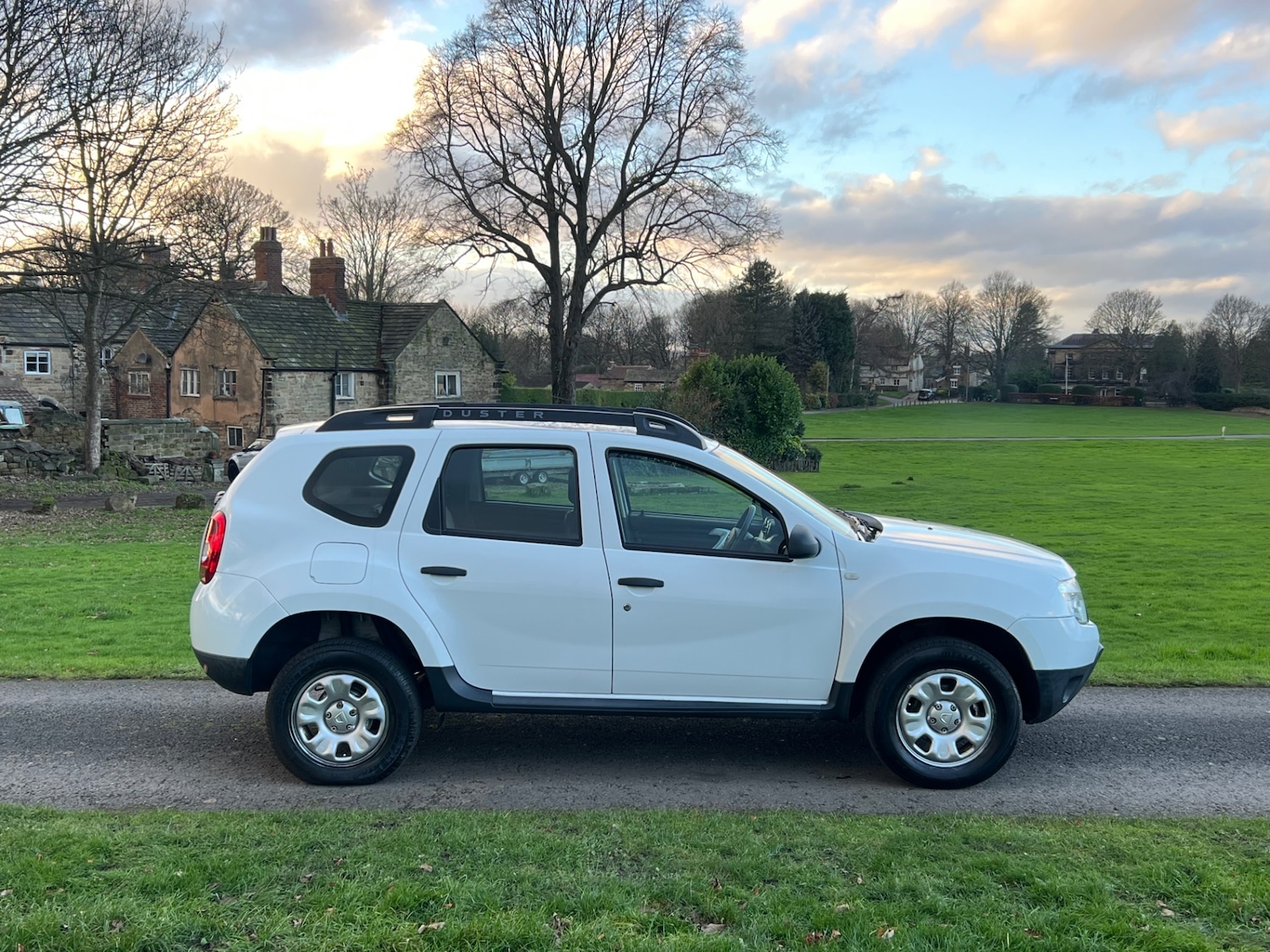 Used Dacia Duster 2015 for sale - 76893208: Photo 8