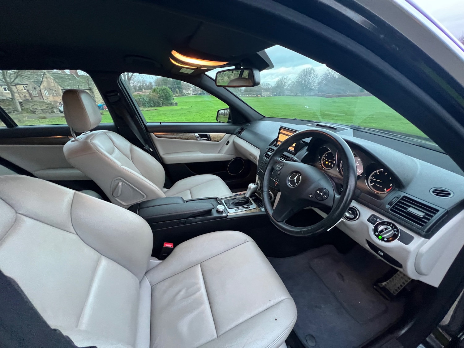 Used Mercedes-Benz C Class 2008 for sale - 76882877: Photo 15