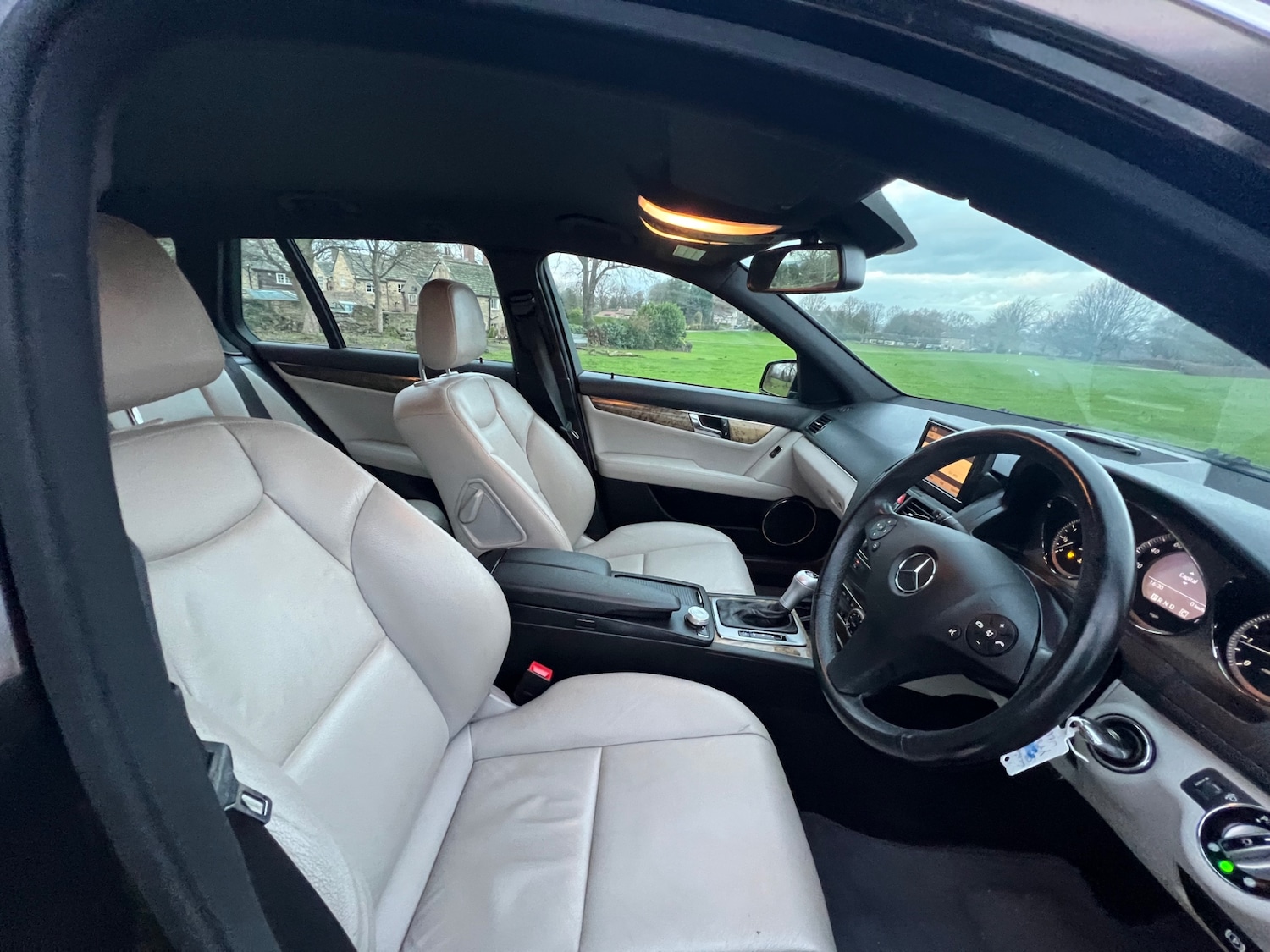 Used Mercedes-Benz C Class 2008 for sale - 76882877: Photo 18