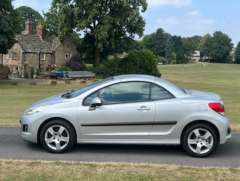 Used Peugeot 207 2011 for sale - 79240605: Photo