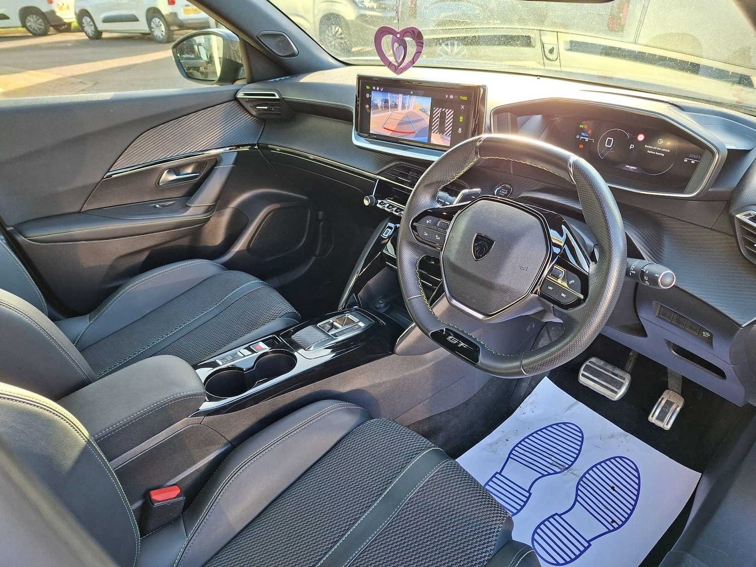 Used Peugeot 2008 2023 for sale - 77413182: Photo 3