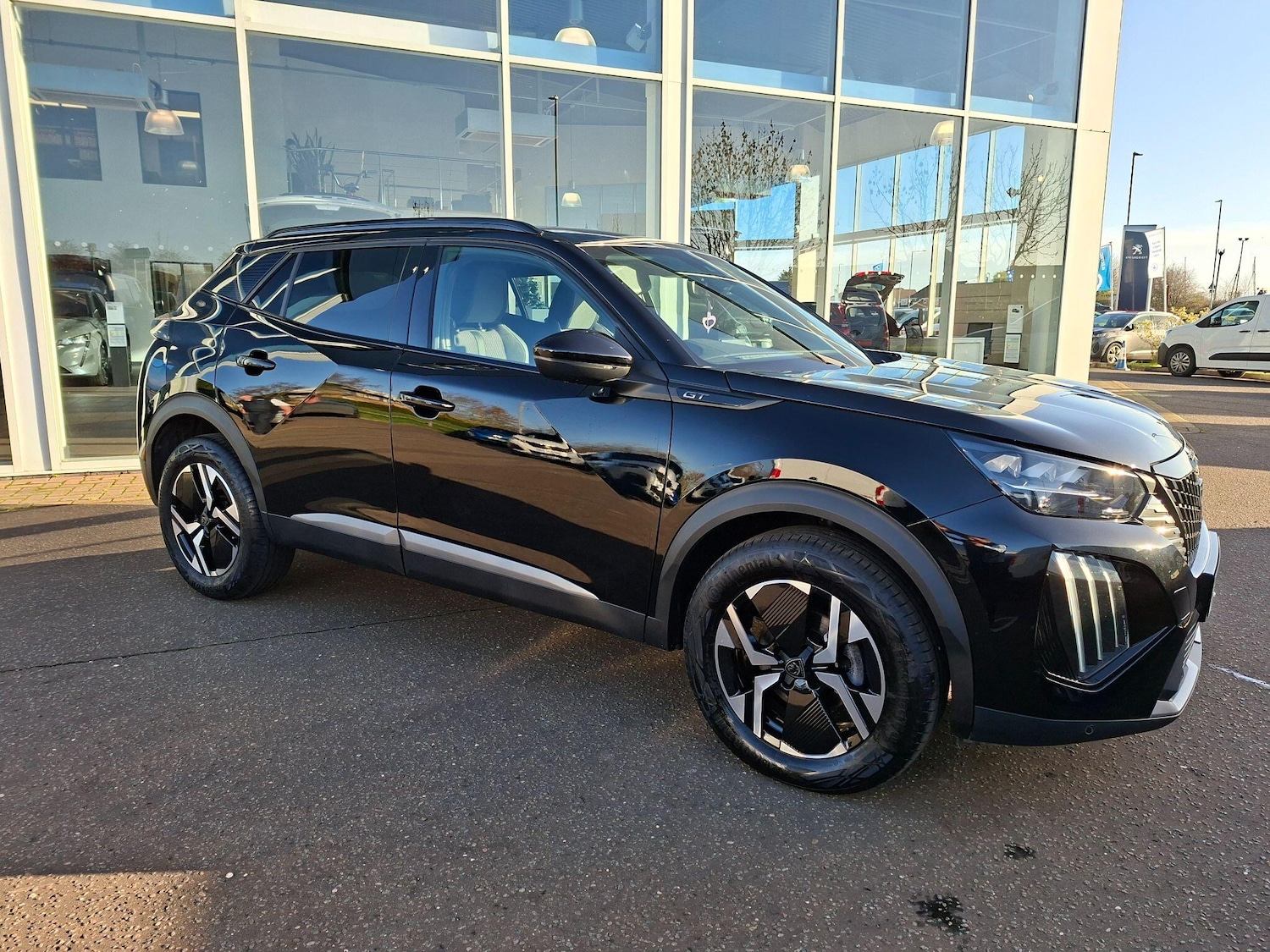 Used Peugeot 2008 2023 for sale - 77413182: Photo 5