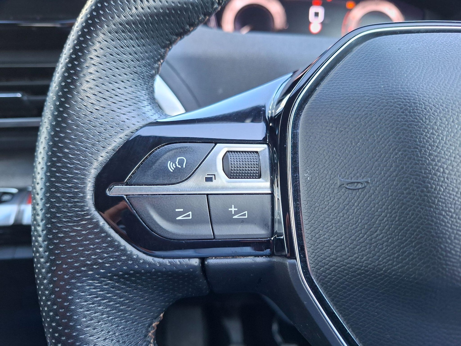 Used Peugeot 3008 2021 for sale - 77783122: Photo 25