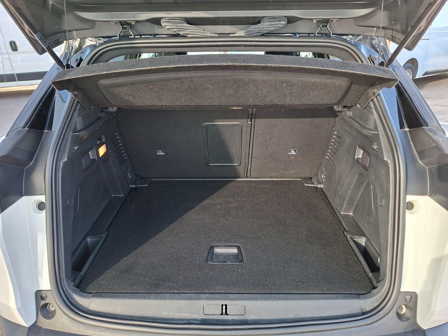 Used Peugeot 3008 2021 for sale - 77783122: Photo 45