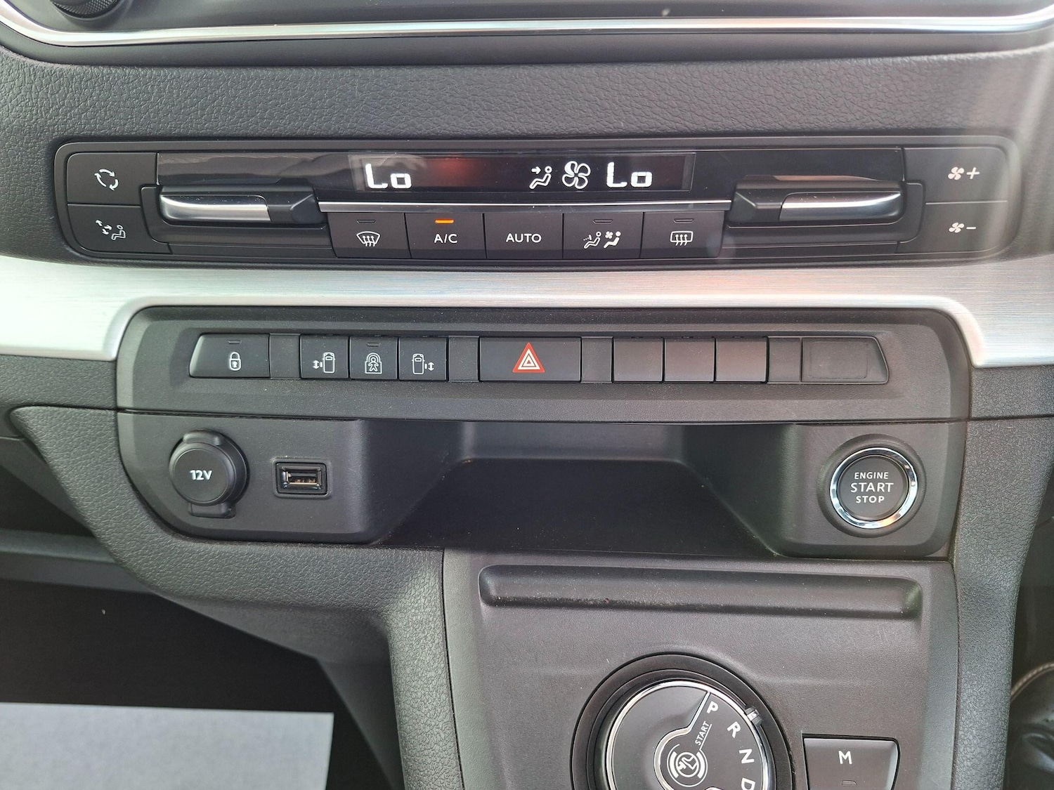 Used Peugeot Traveller 2020 for sale - 77413181: Photo 29