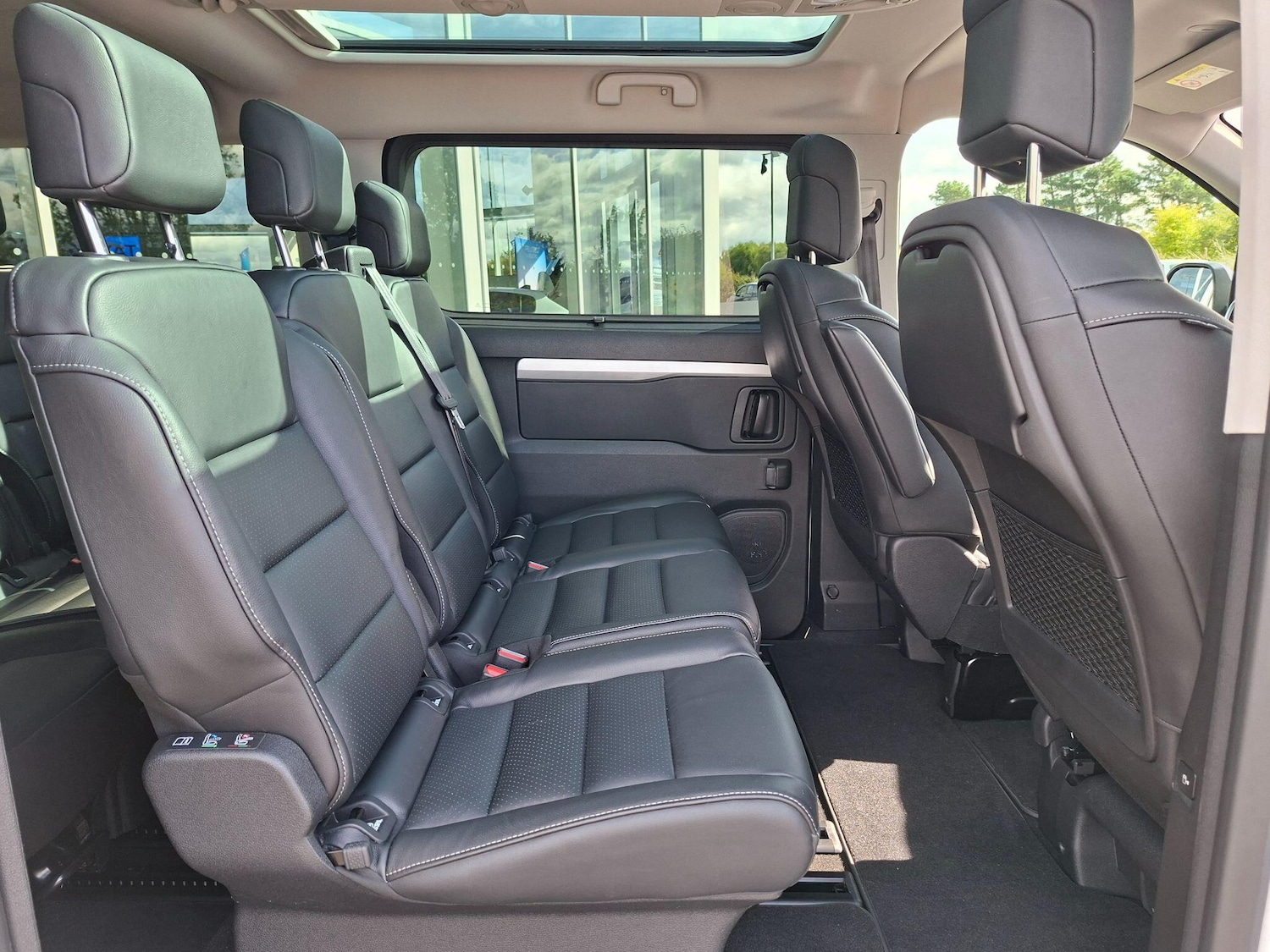 Used Peugeot Traveller 2020 for sale - 77413181: Photo 47