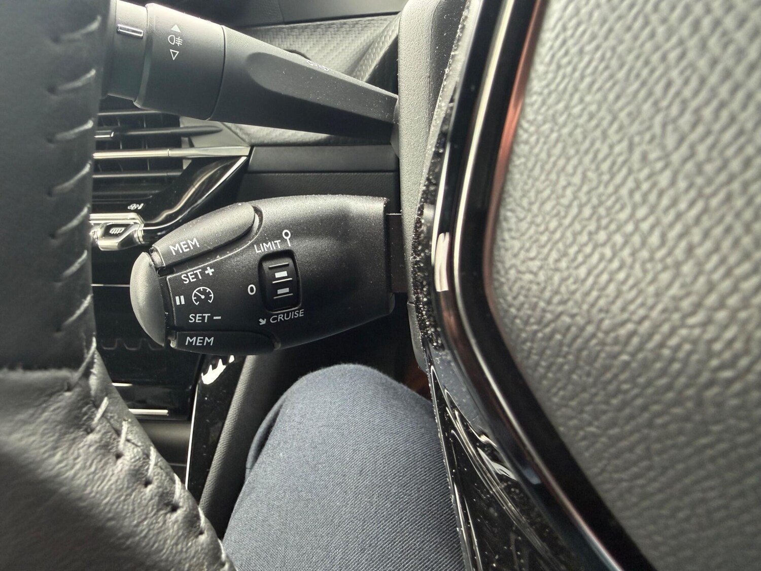 Used Peugeot 2008 for sale - 77883418: Photo 17