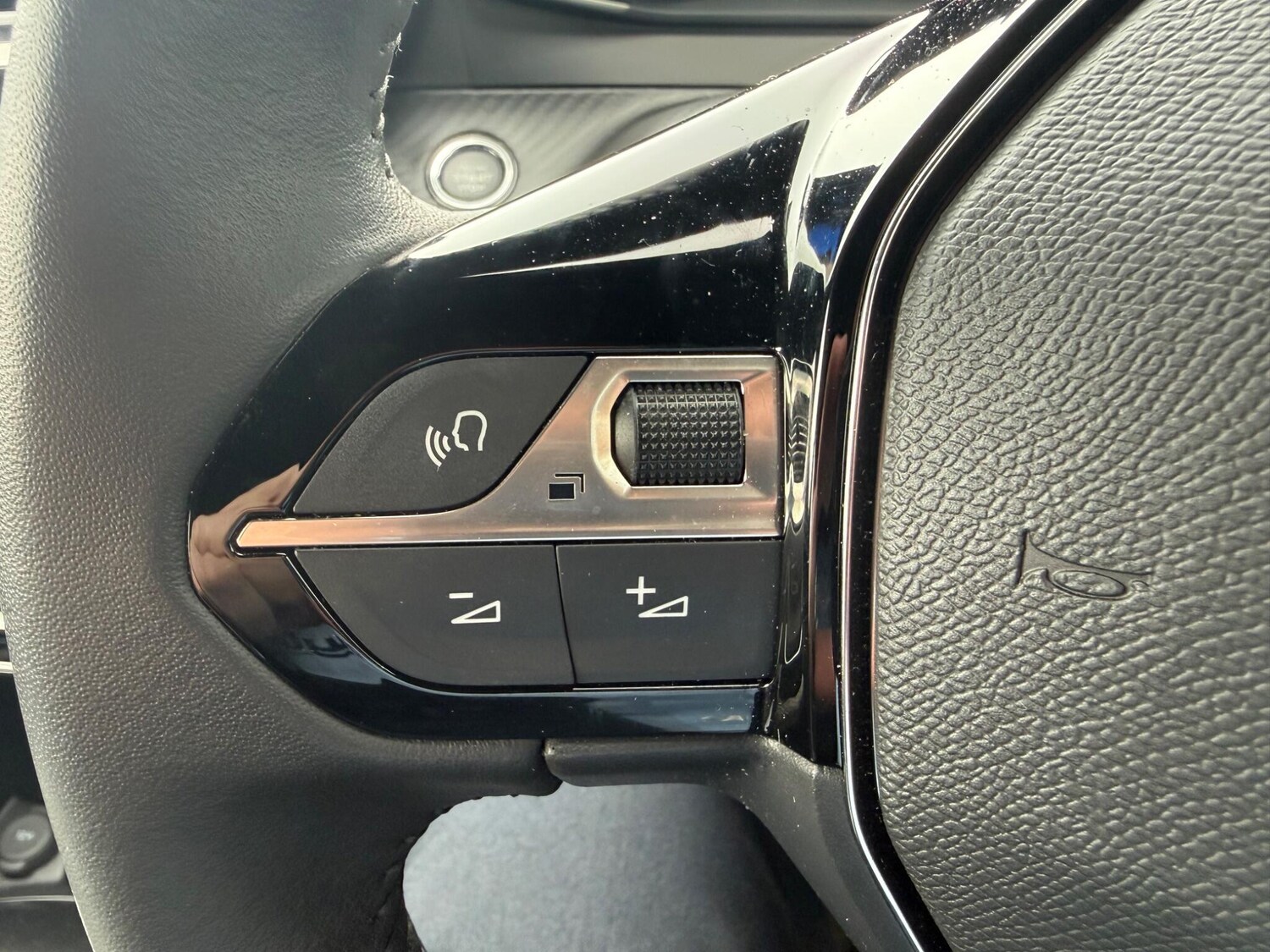 Used Peugeot 2008 for sale - 77883418: Photo 19