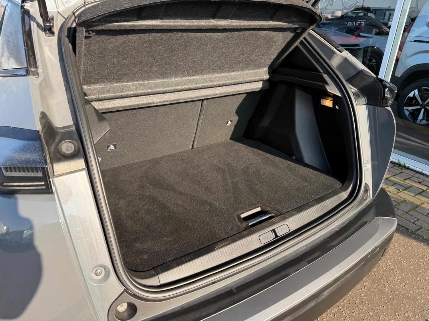 Used Peugeot 2008 2024 for sale - 77768993: Photo 44