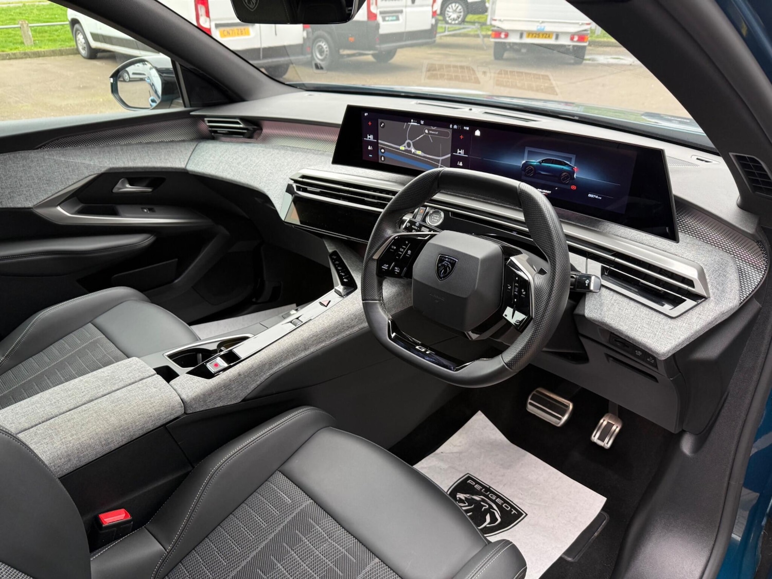 Used Peugeot E-3008 2025 for sale - 77537892: Photo 12