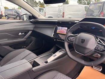 Used Peugeot E-308 2025 for sale - 79669866: Photo