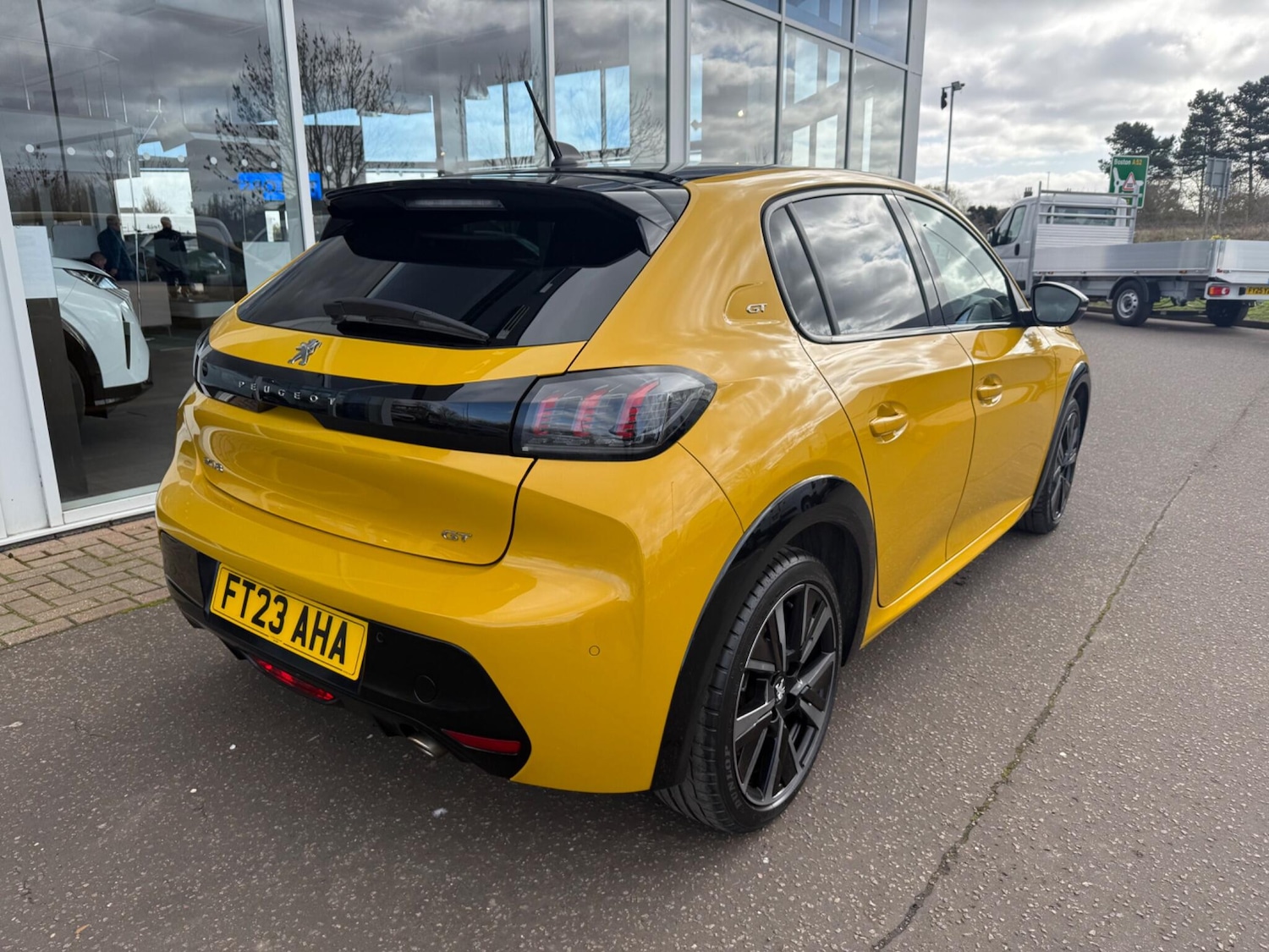 Used Peugeot 208 for sale - 77852740: Photo 12