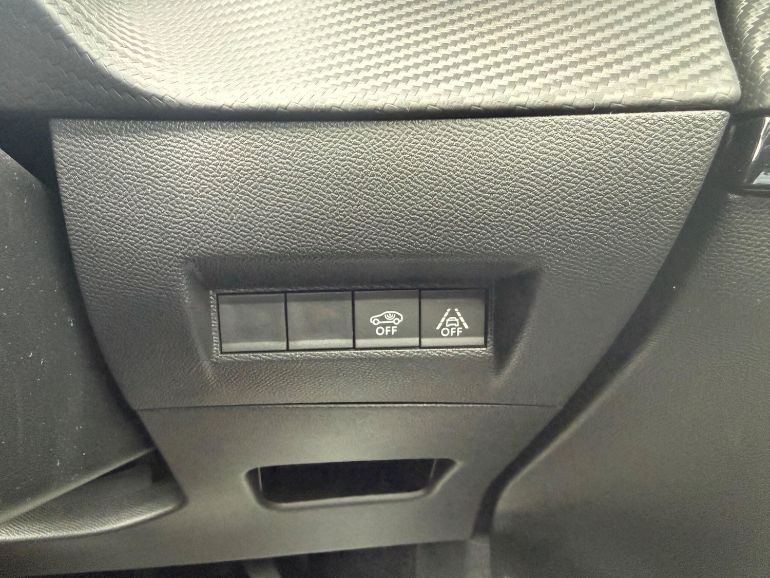 Used Peugeot 208 for sale - 77852740: Photo 16