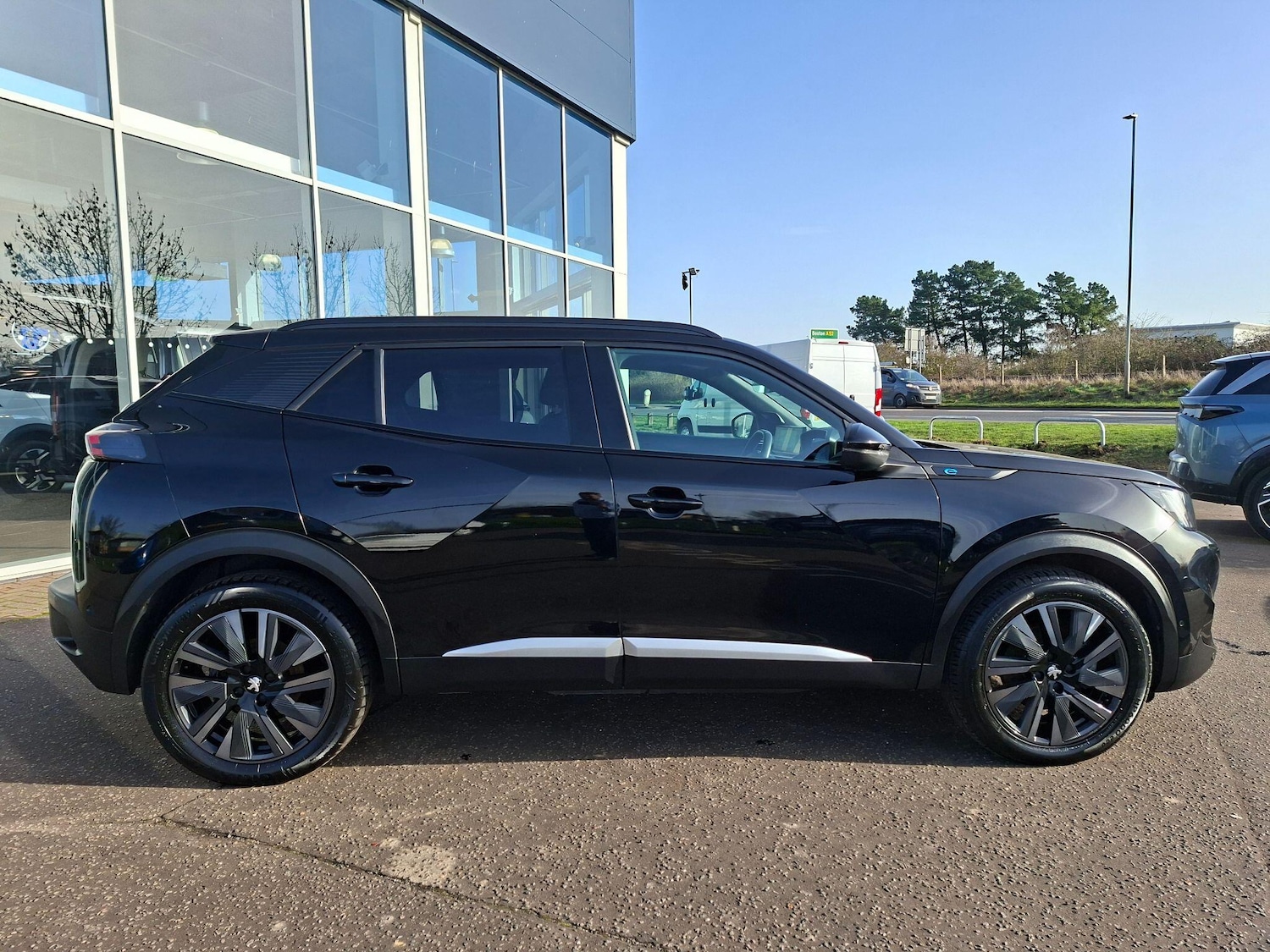 Used Peugeot 2008 2022 for sale - 77671666: Photo 2